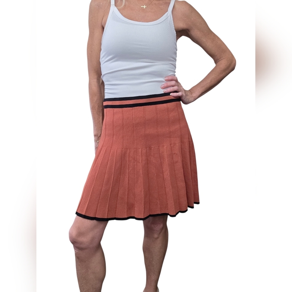House of Harlow 1960 Pleated Knit Tennis Skirt Coral Black Preppy Mini Size M
